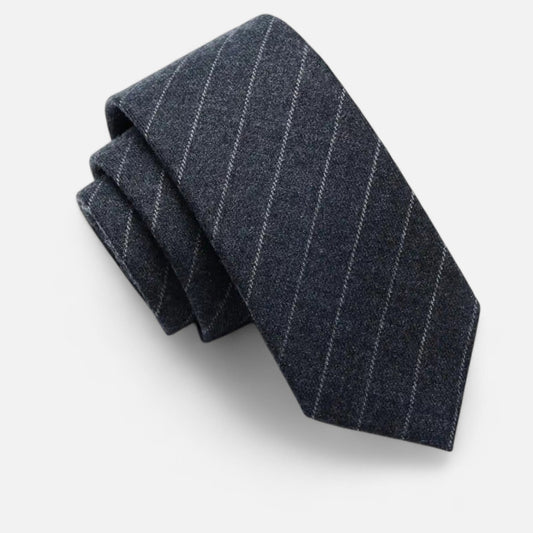 Men's Casual Wool Tie - Natural Texture, Relaxed Elegance