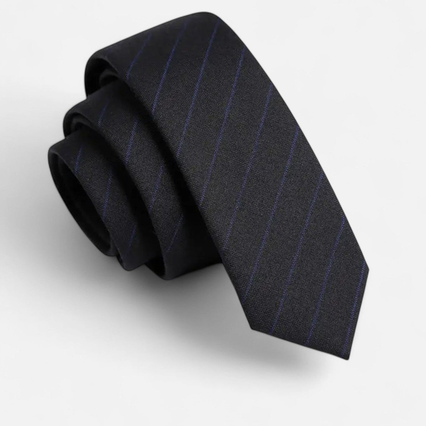 Men's Casual Wool Tie - Natural Texture, Relaxed Elegance